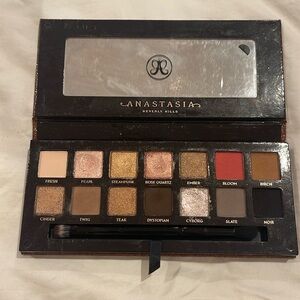 Anastasia sultry palette